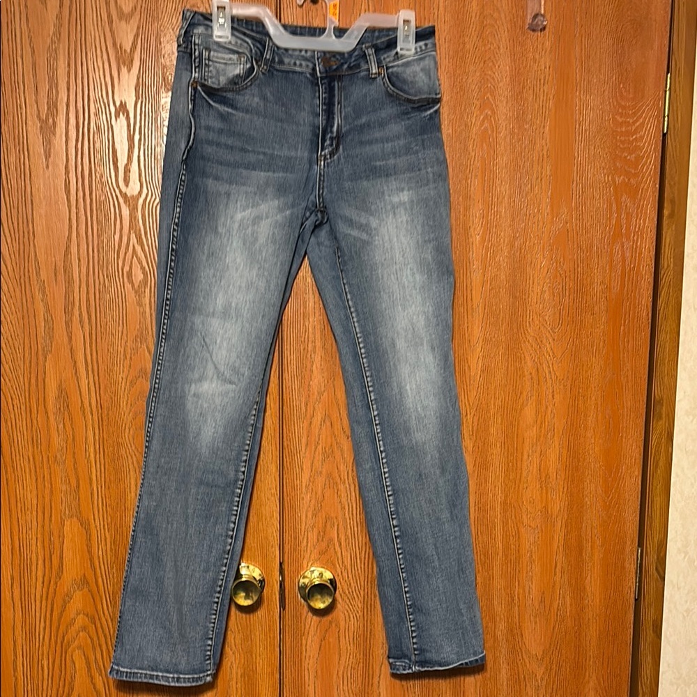 Flamingal’s large jeans